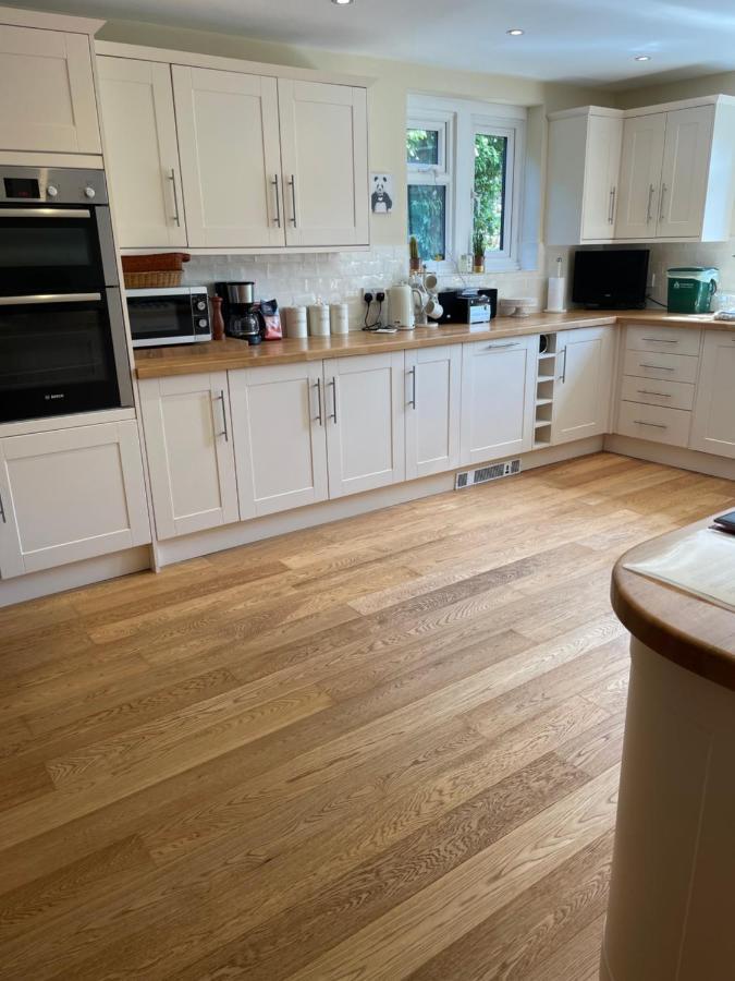Cotswolds Luxury House In Central Bourton Large Sleeps 2-11. Pet Friendly. Εξωτερικό φωτογραφία